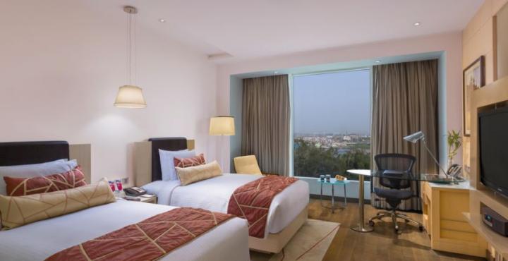 Crowne Plaza 